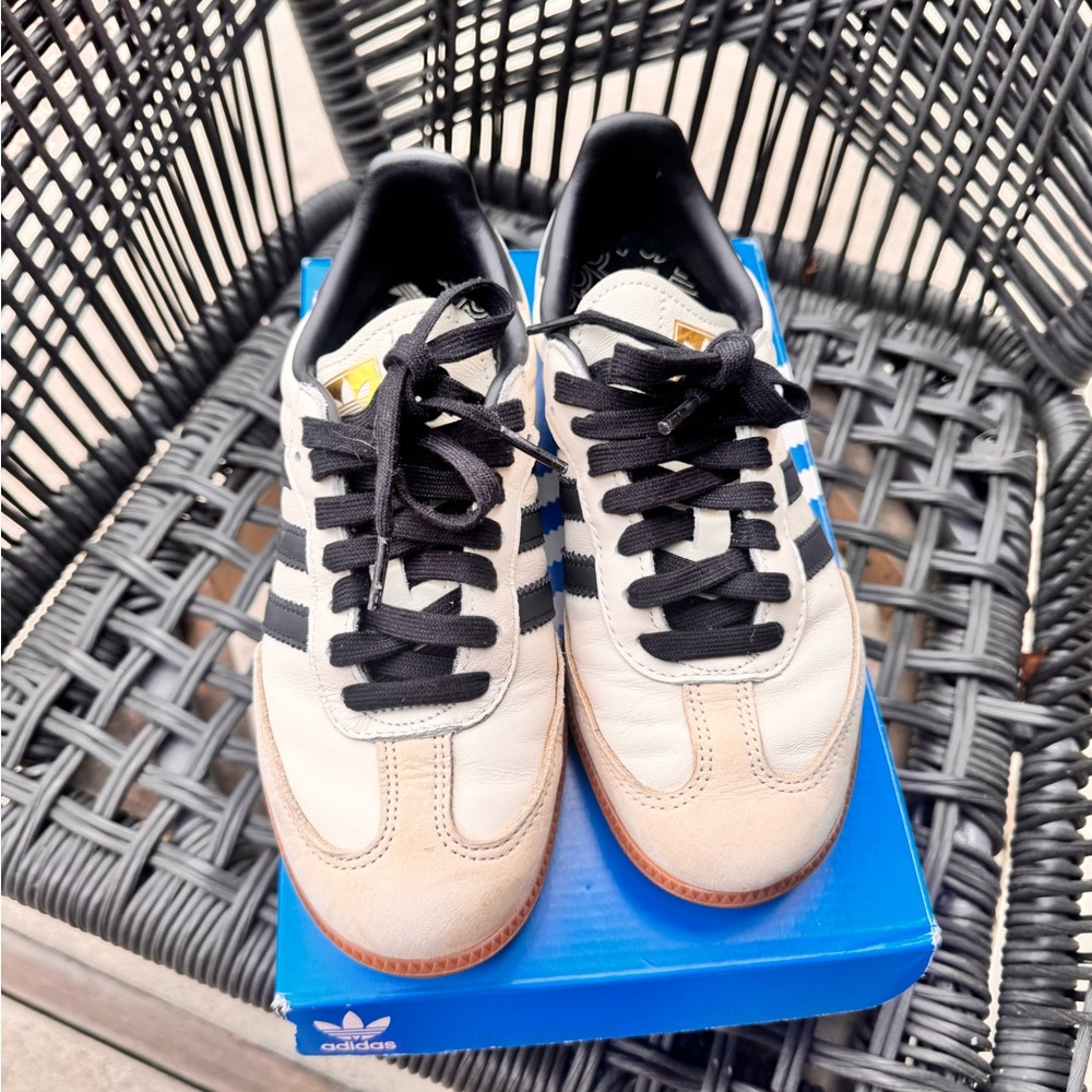 Adidas Cream and Black Retro Sneakers - Picture 2 of 4